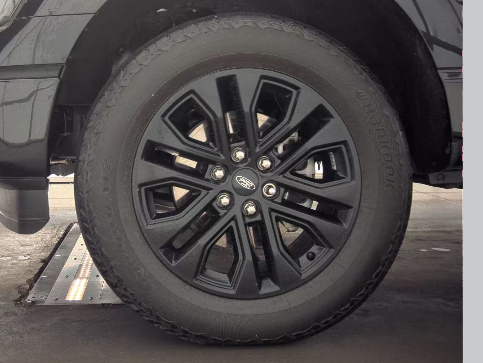 2024 Ford F-150 Hybrid Lariat AWD