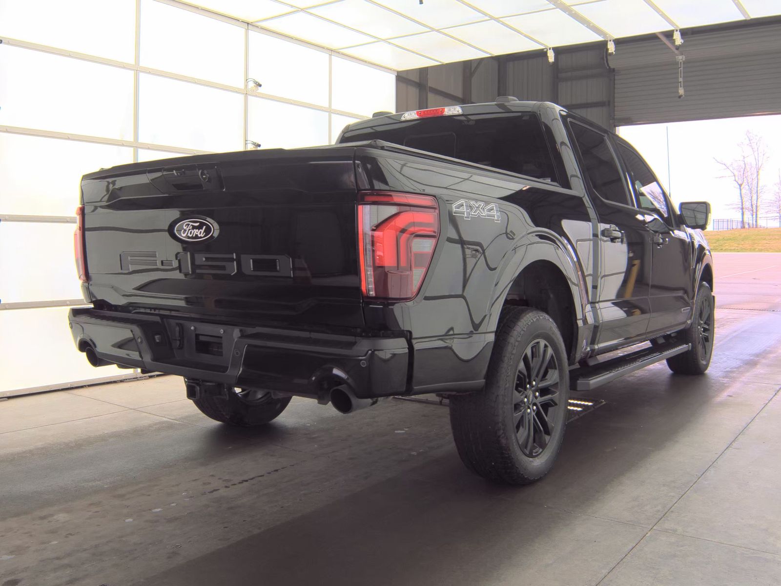 2024 Ford F-150 Hybrid Lariat AWD