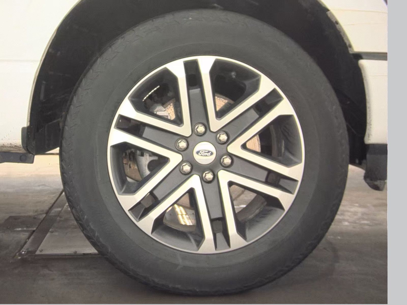 2023 Ford F-150 XL AWD