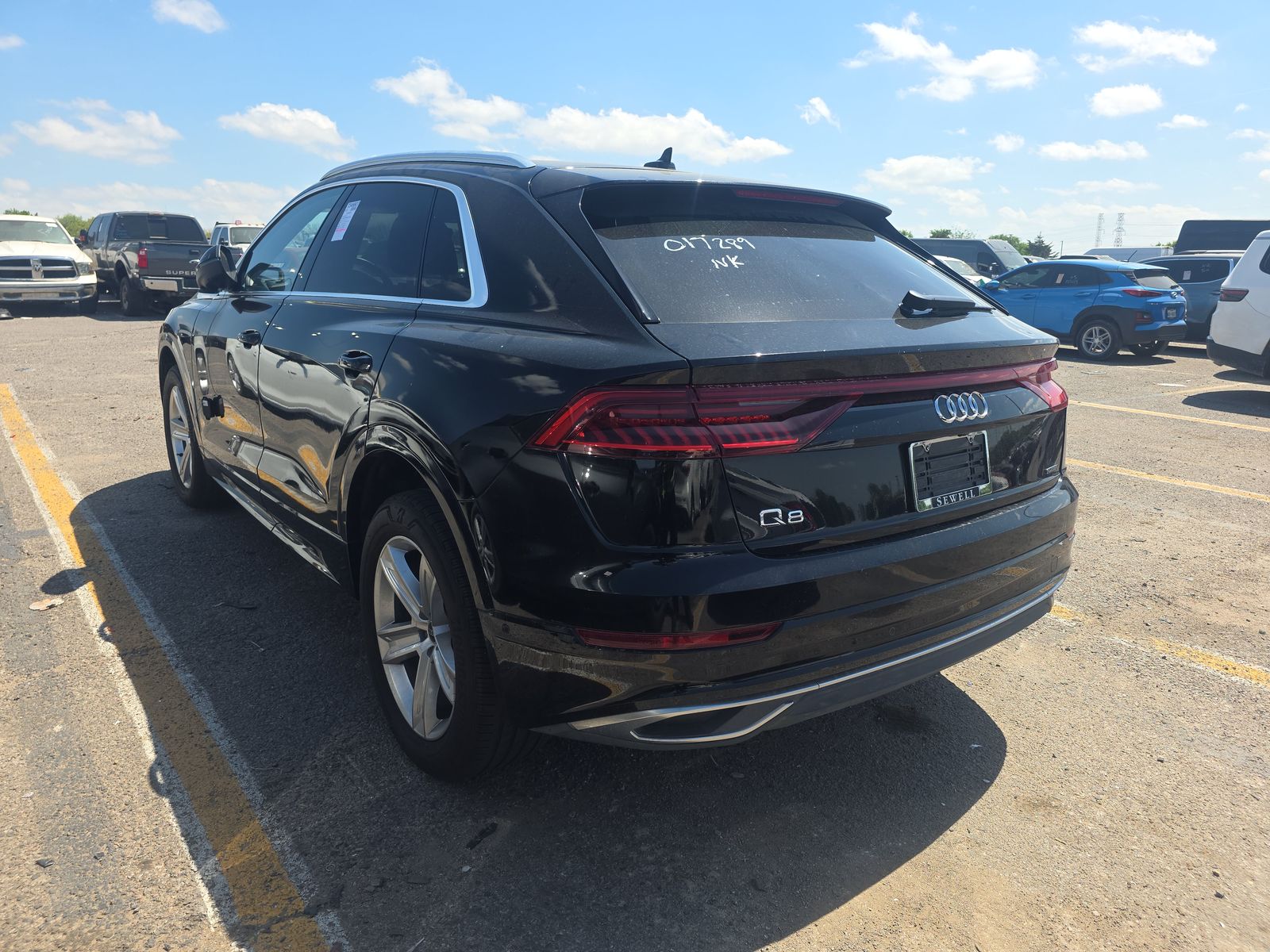 2021 Audi Q8 Premium AWD