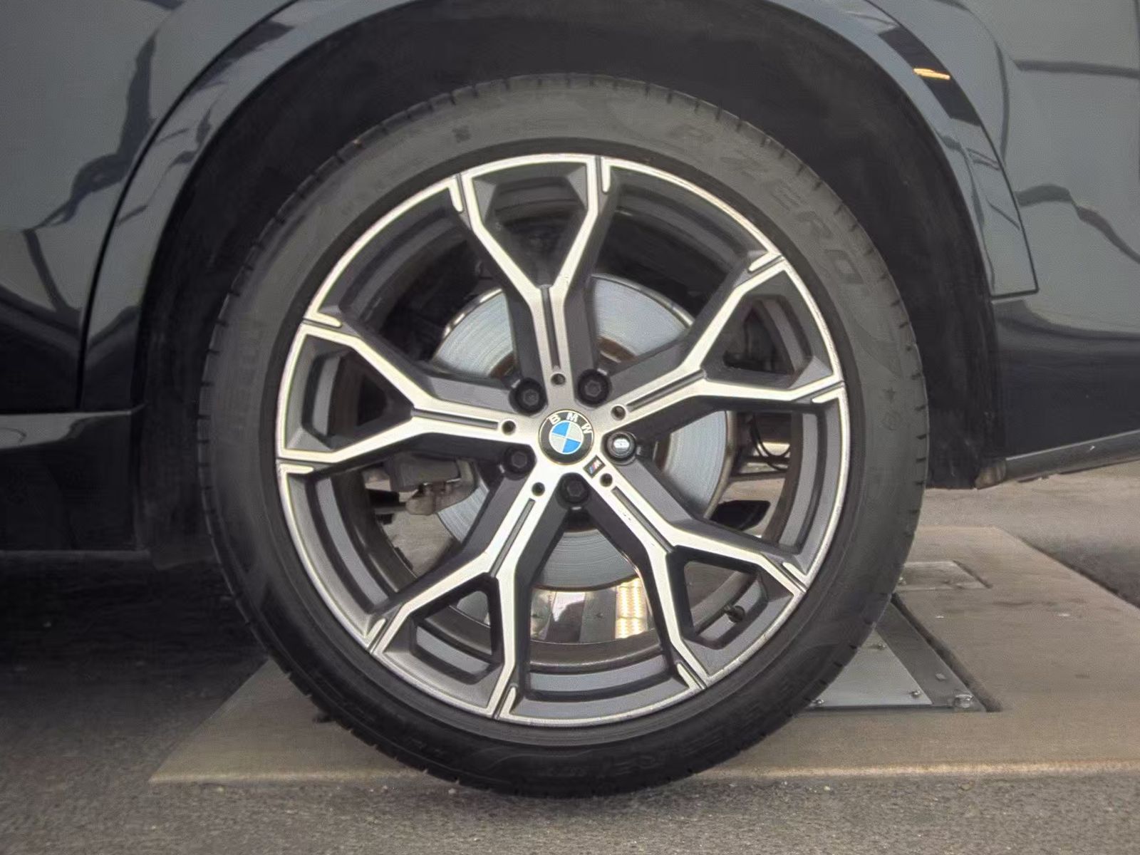 2020 BMW X5 sDrive40i RWD