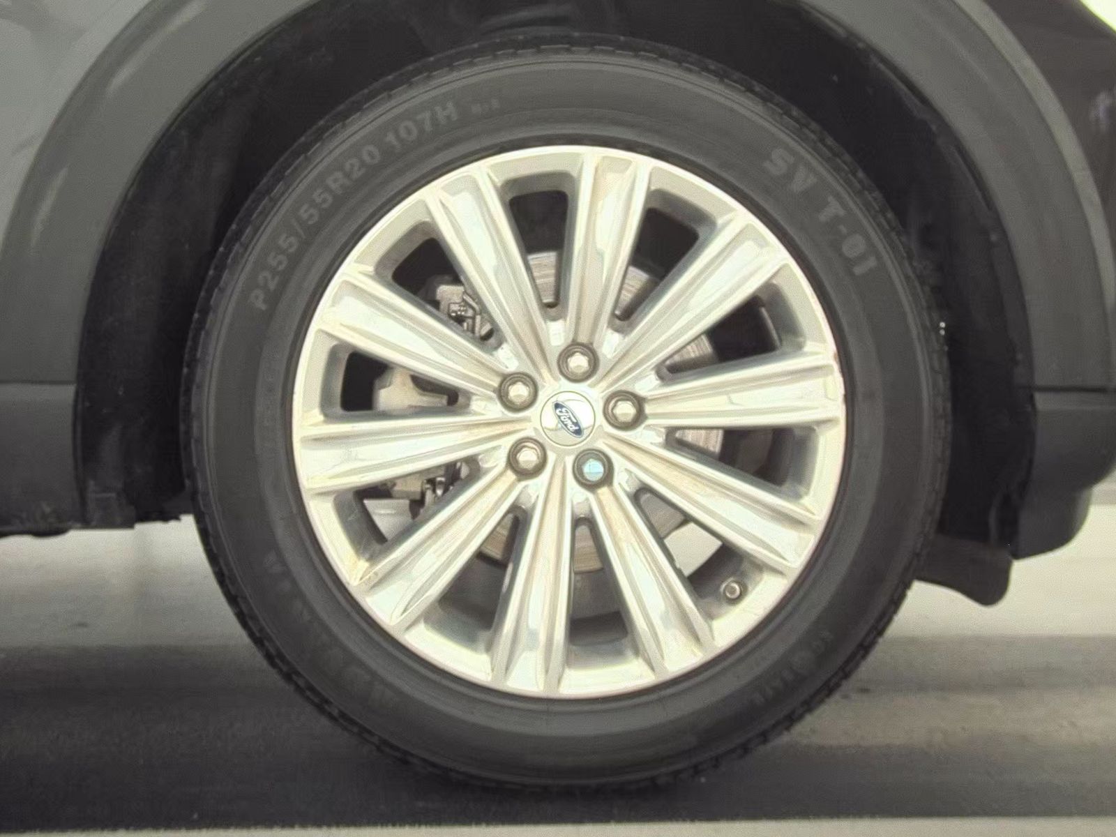 2020 Ford Explorer Limited RWD