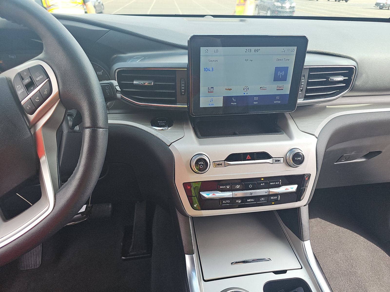 2024 Ford Explorer XLT AWD