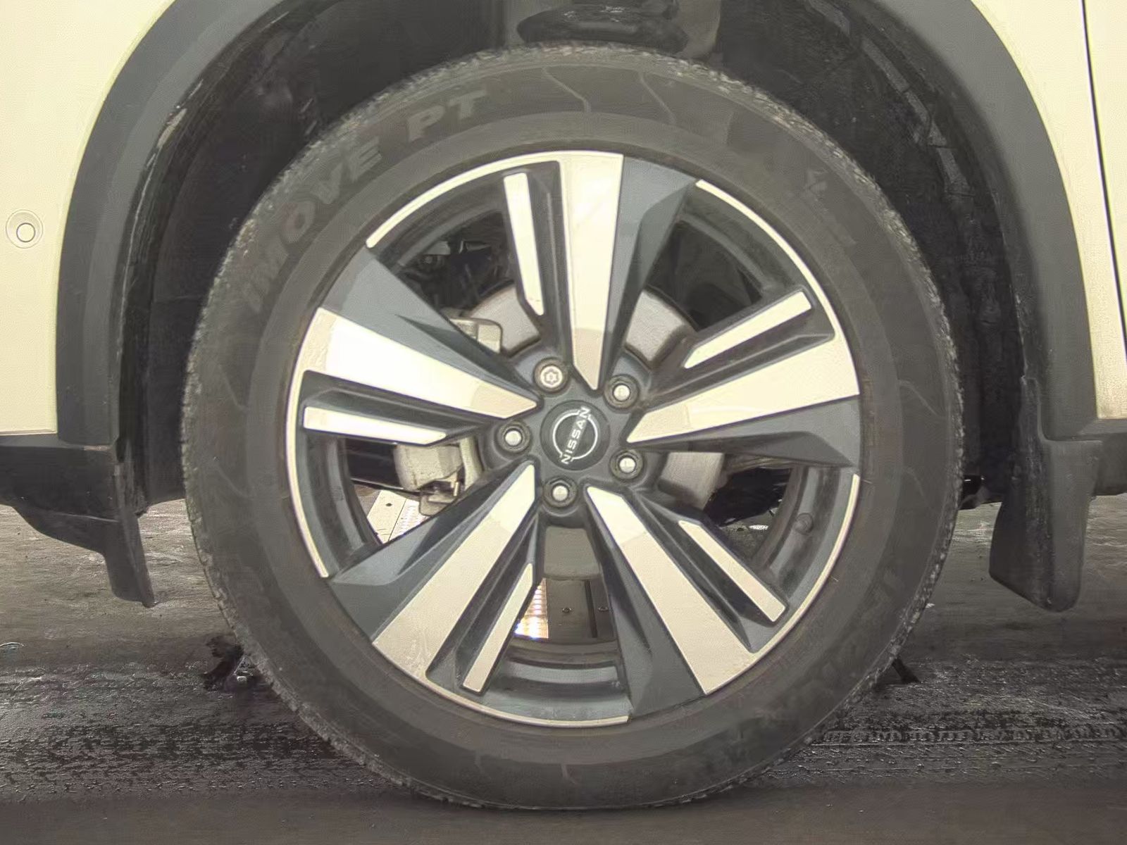 2022 Nissan Rogue SL FWD