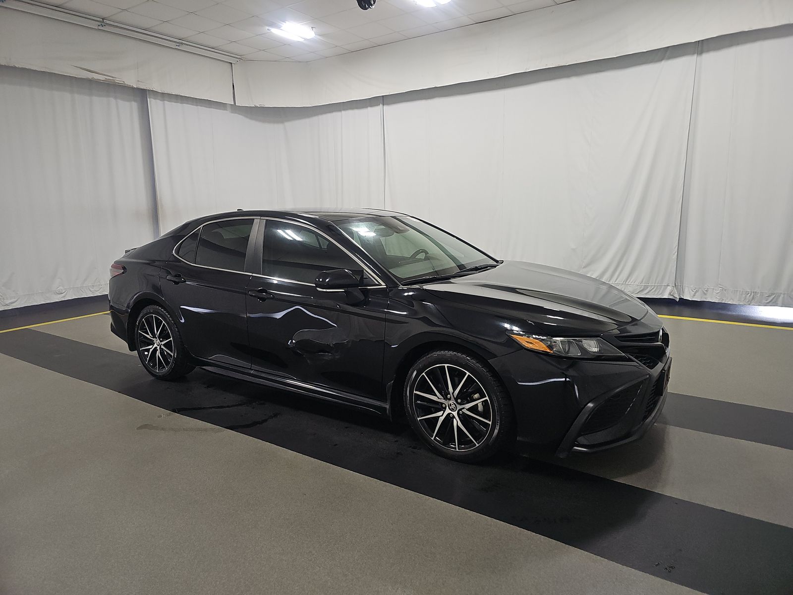 2023 Toyota Camry SE FWD