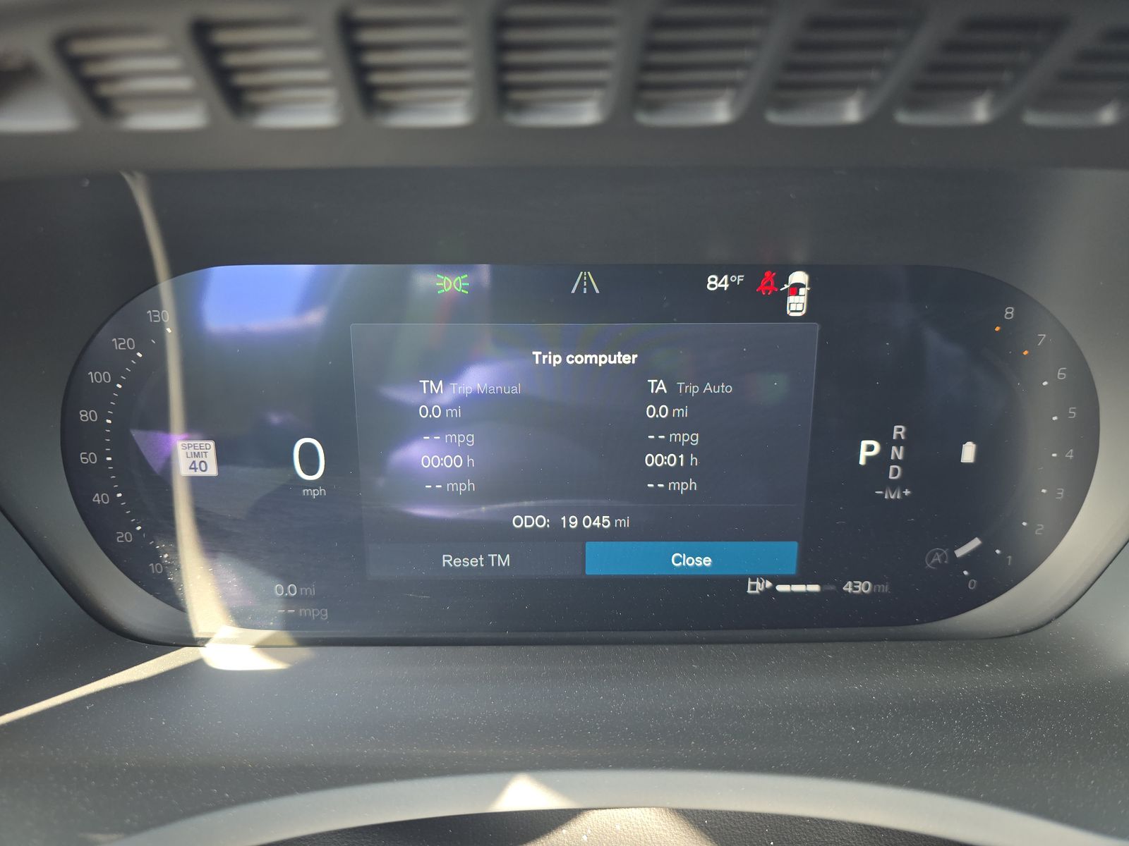 2025 Volvo XC90 B5 Core AWD