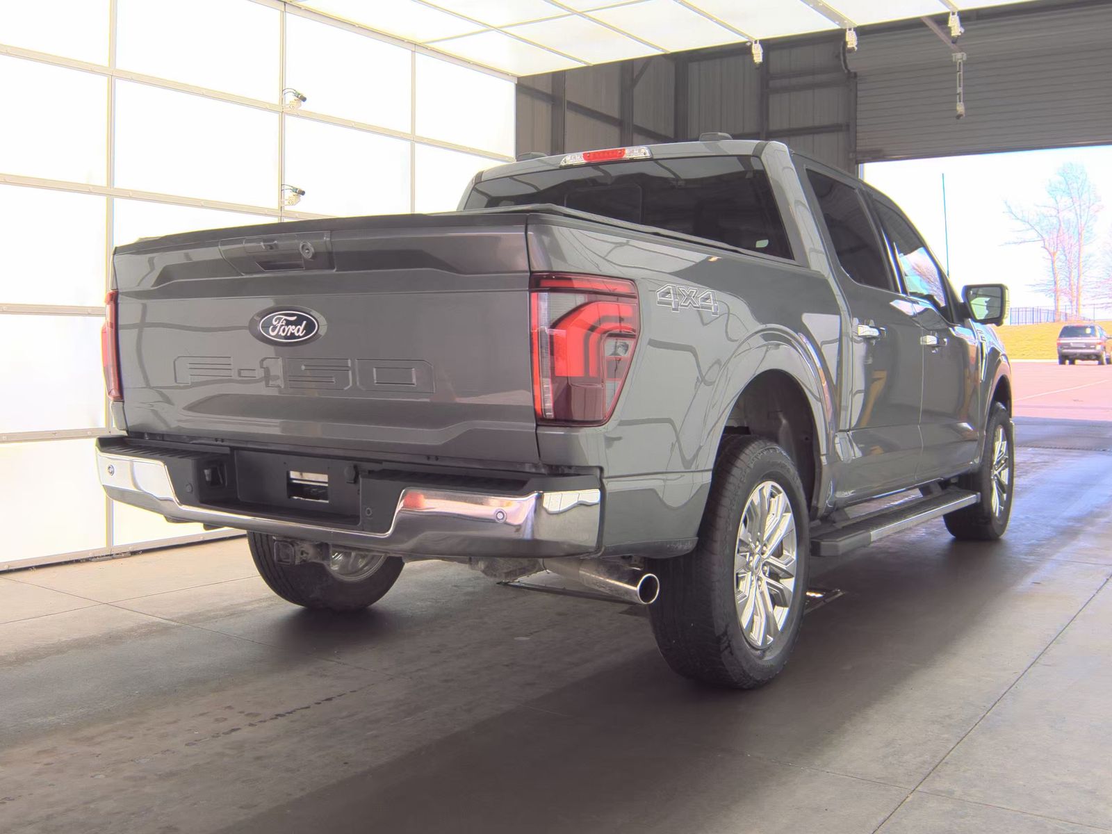 2025 Ford F-150 Lariat AWD
