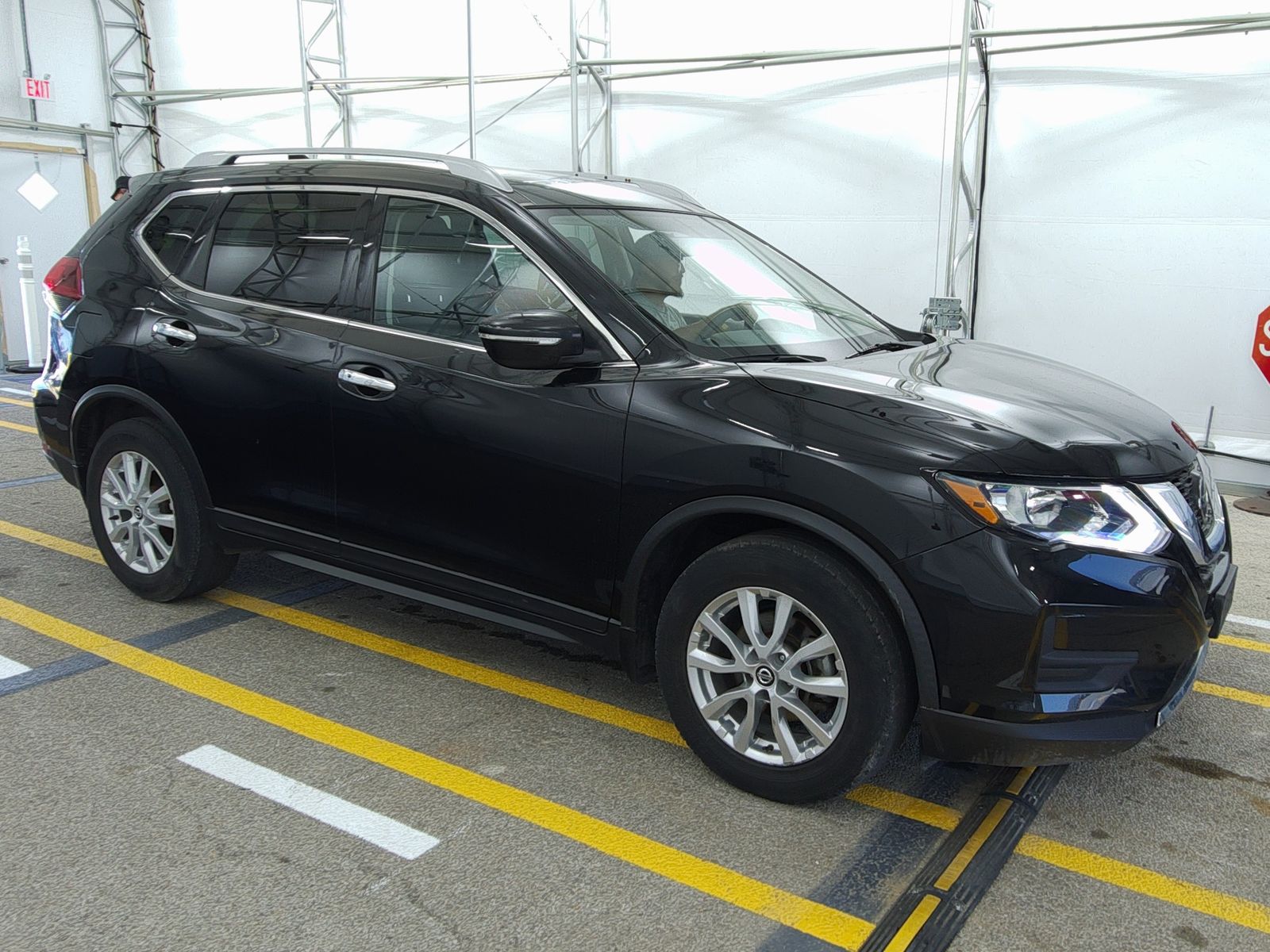 2018 Nissan Rogue SV FWD