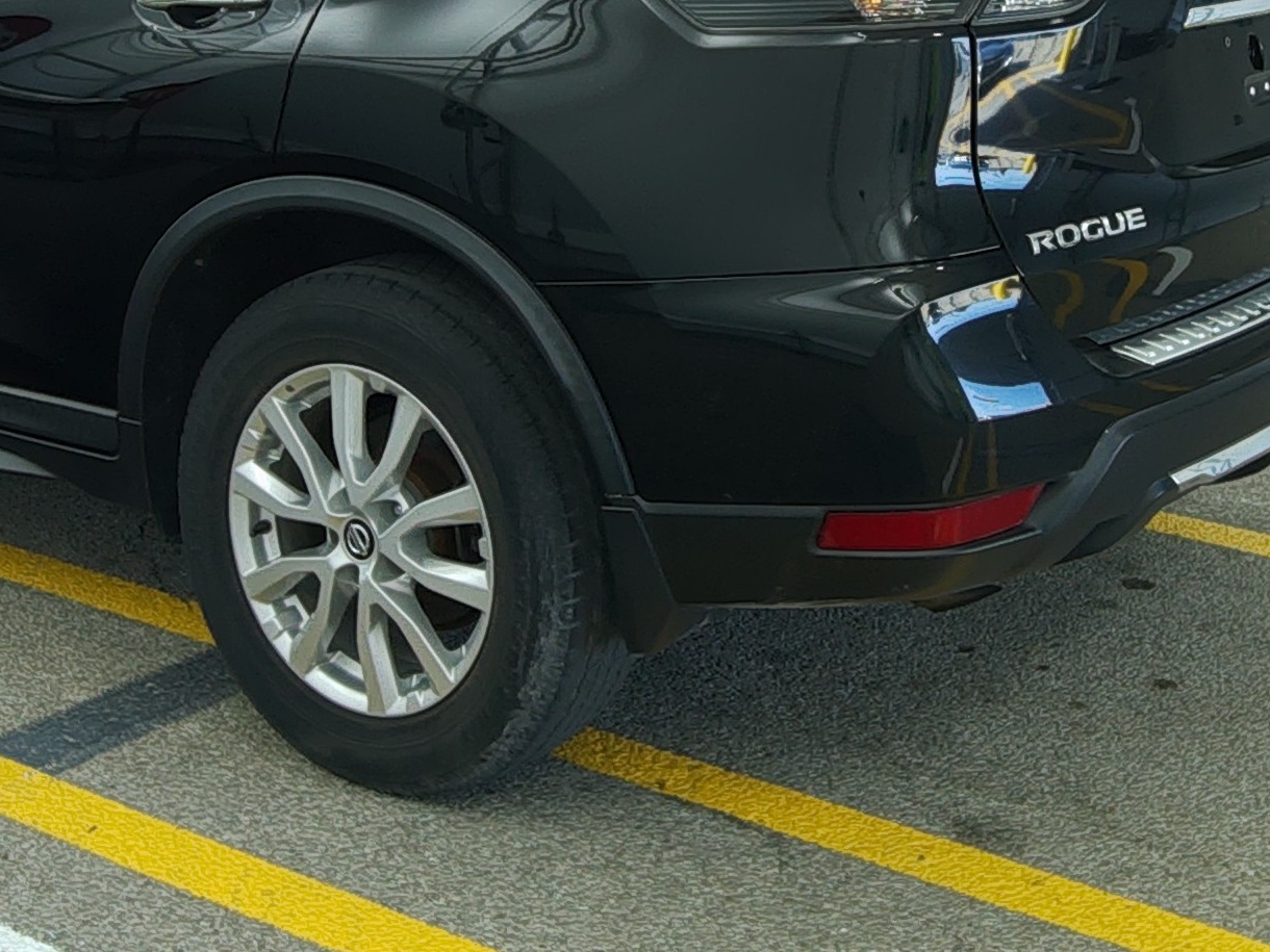 2018 Nissan Rogue SV FWD