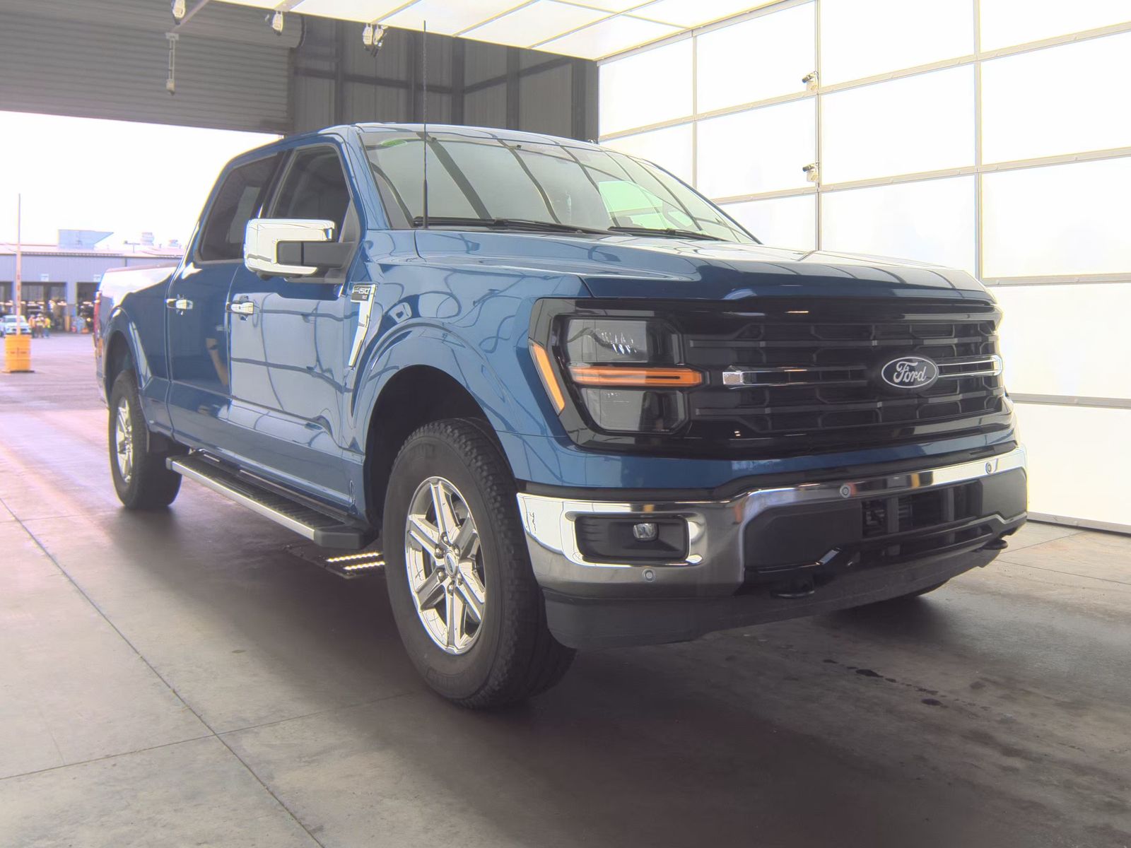 2025 Ford F-150 XLT AWD