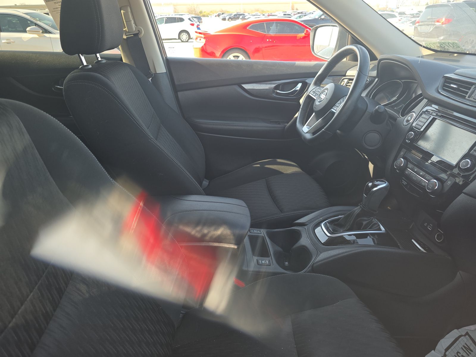 2018 Nissan Rogue SV FWD