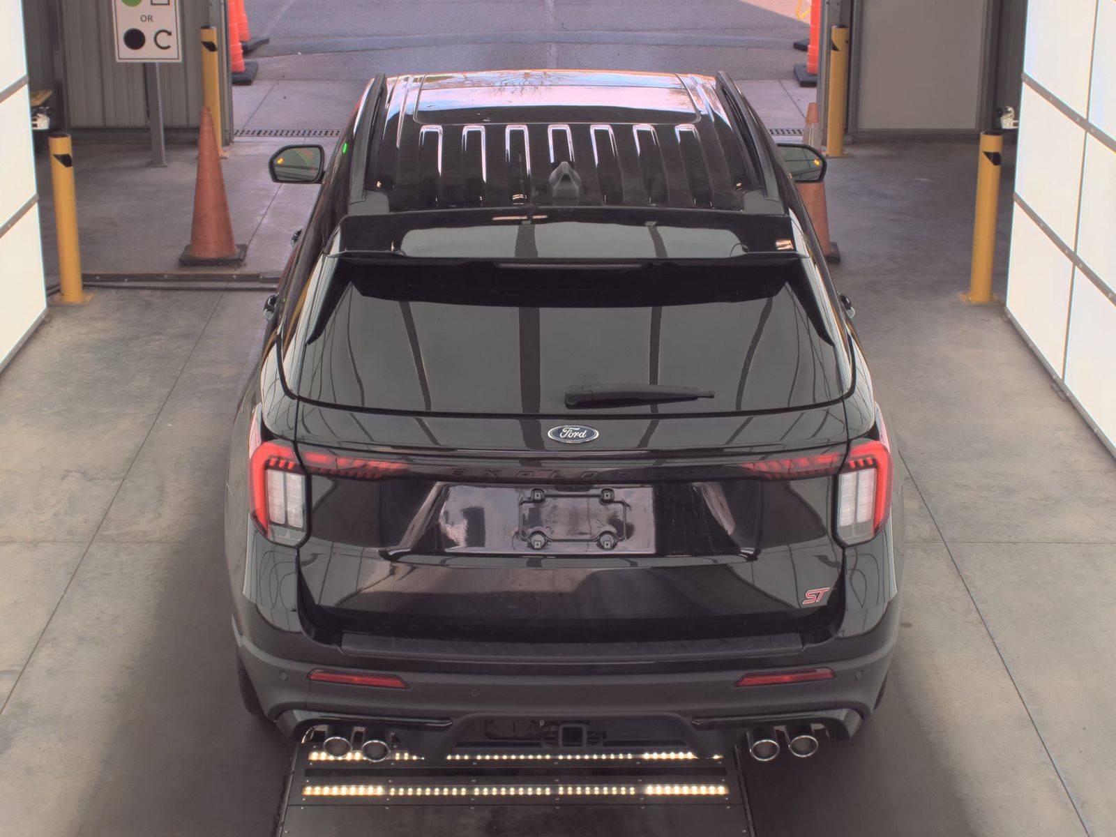 2025 Ford Explorer ST AWD