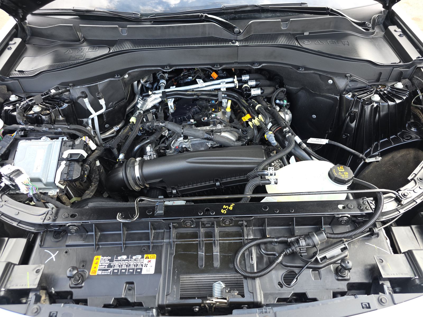 2025 Ford Explorer Active AWD