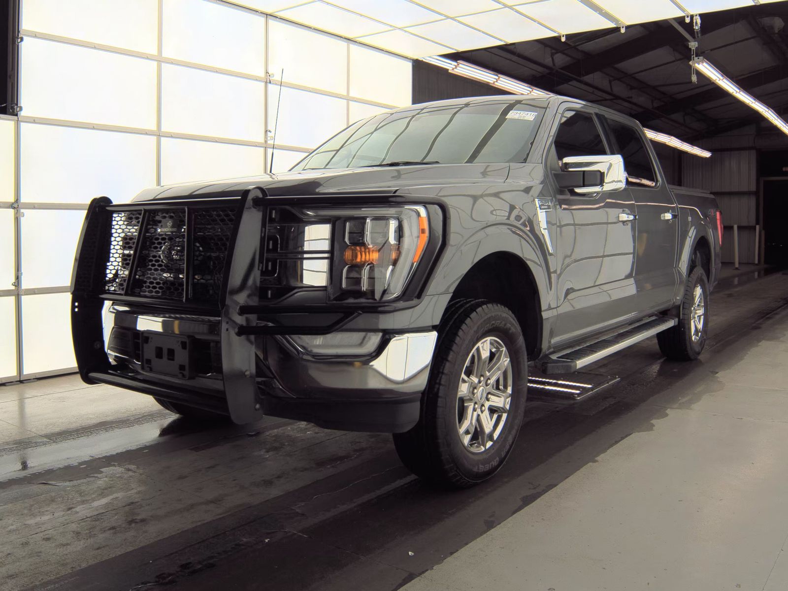 2023 Ford F-150 Lariat AWD