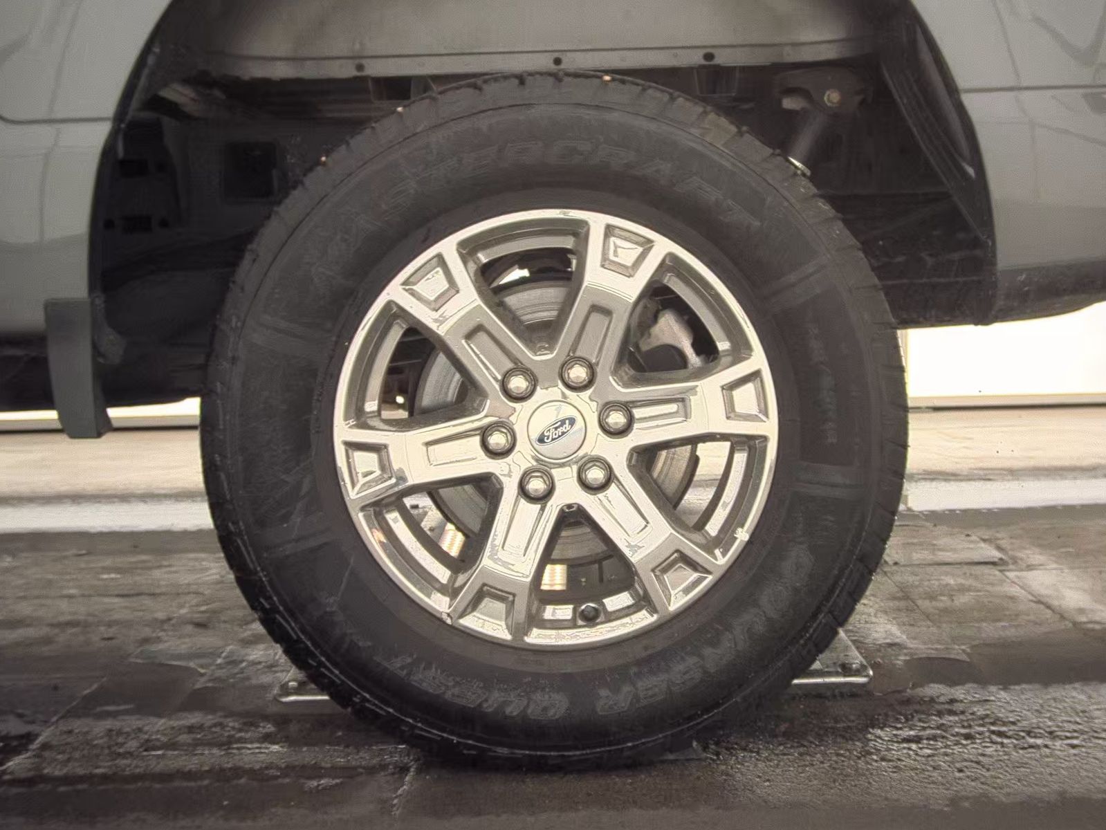 2023 Ford F-150 Lariat AWD