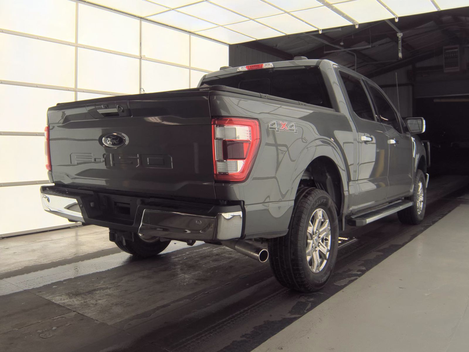 2023 Ford F-150 Lariat AWD