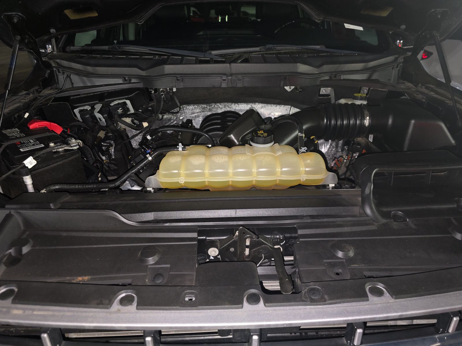 2023 Ford F-150 Lariat AWD