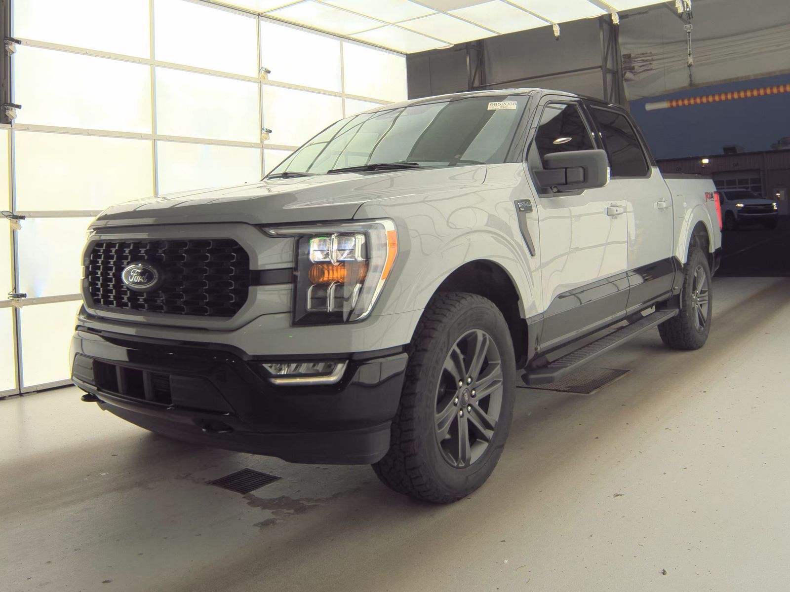 2023 Ford F-150 XLT AWD