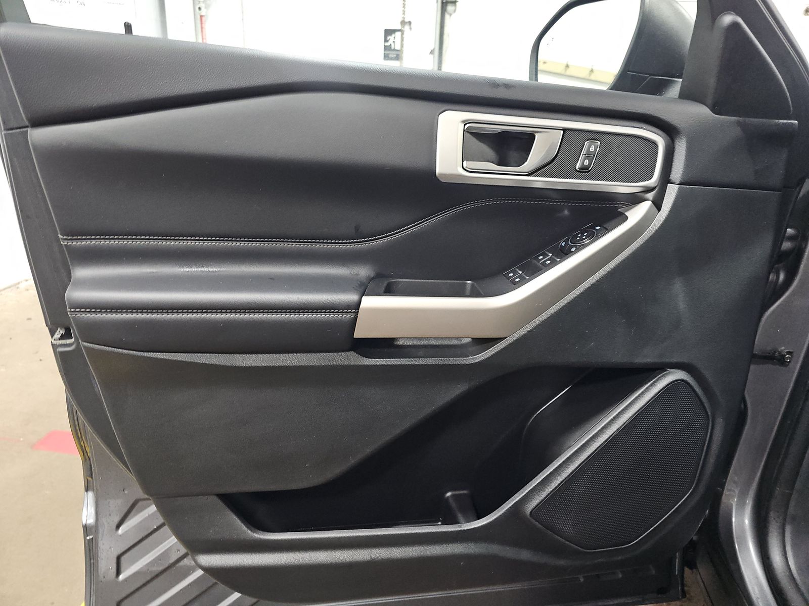 2022 Ford Explorer XLT AWD