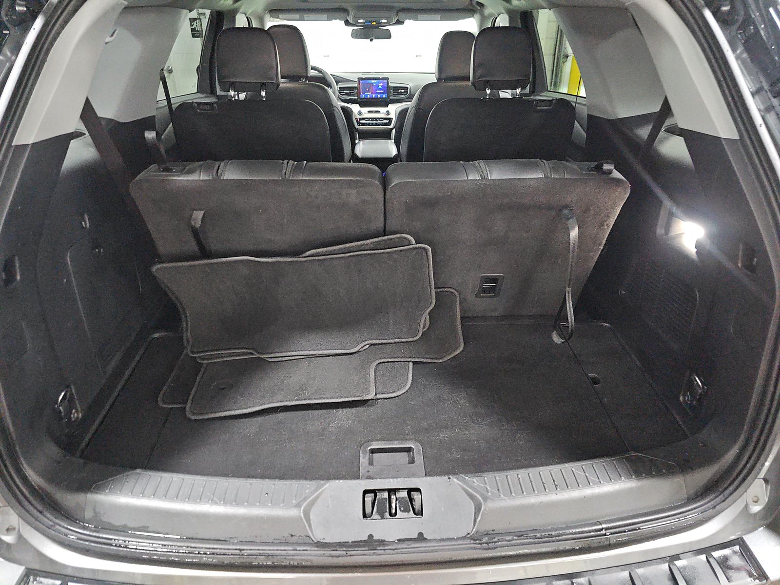 2022 Ford Explorer XLT AWD