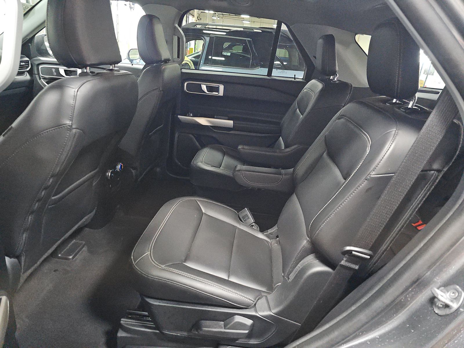 2022 Ford Explorer XLT AWD