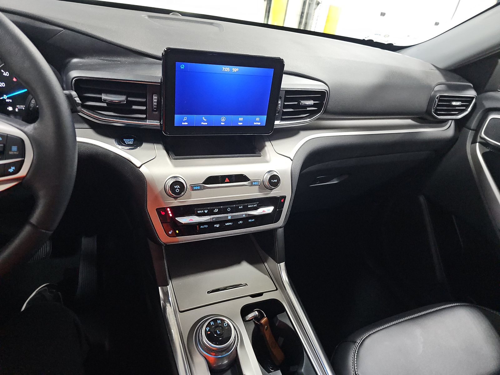 2022 Ford Explorer XLT AWD