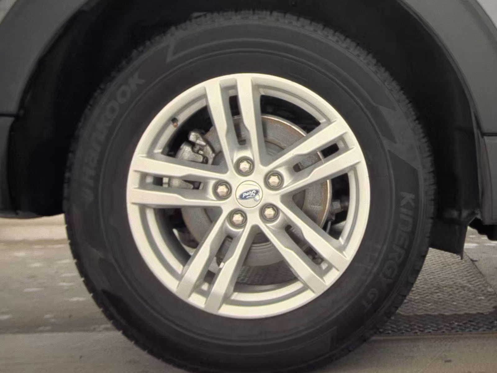 2022 Ford Explorer XLT AWD