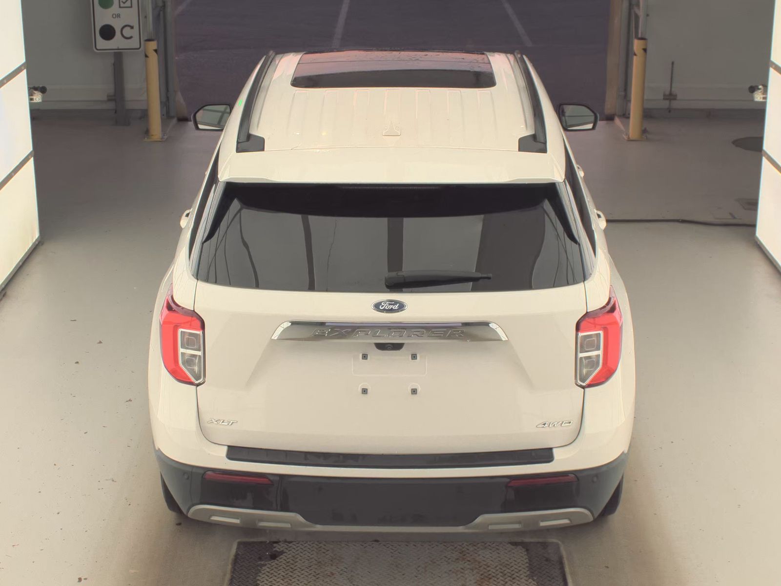 2023 Ford Explorer XLT AWD