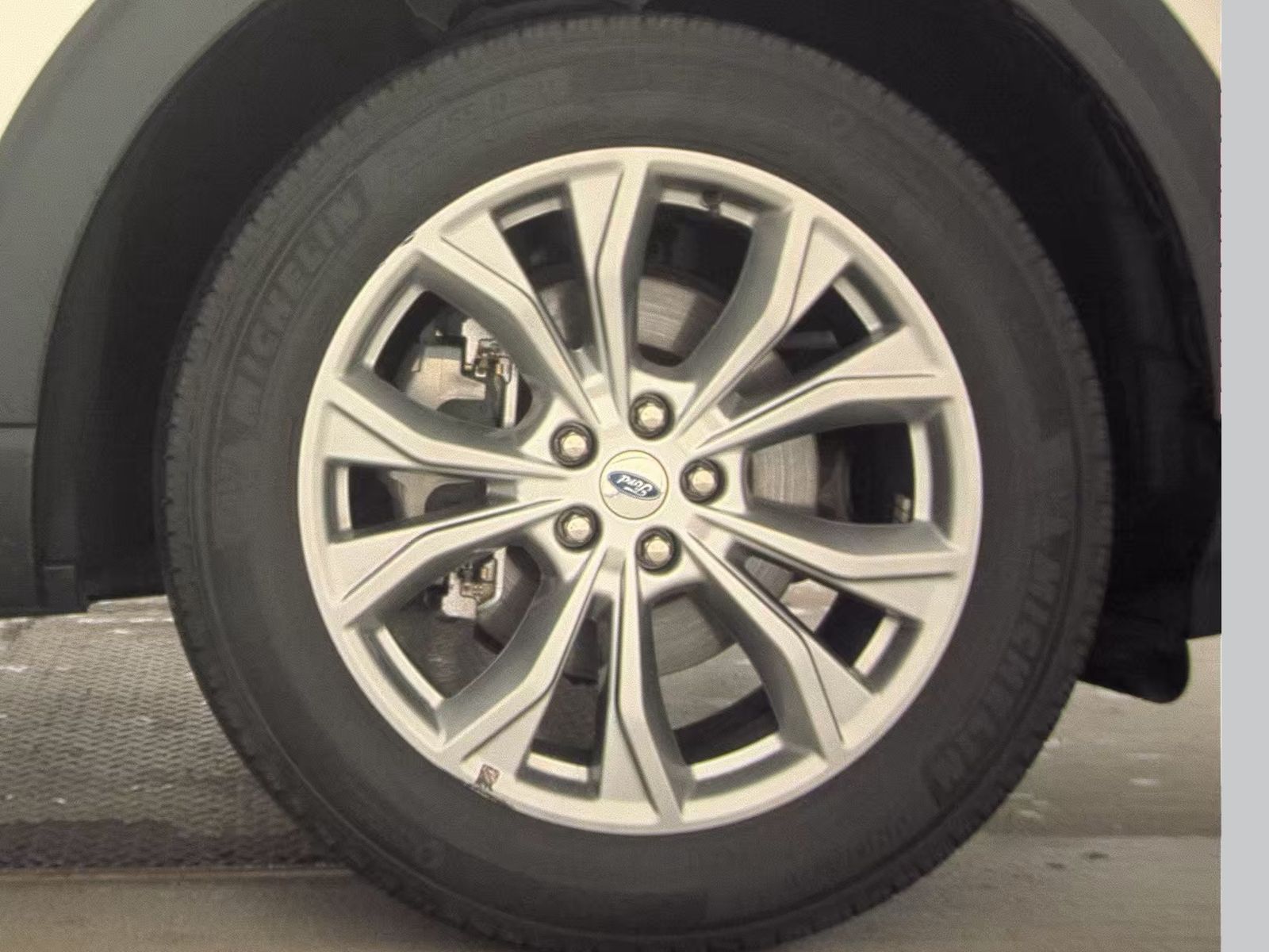 2023 Ford Explorer XLT AWD