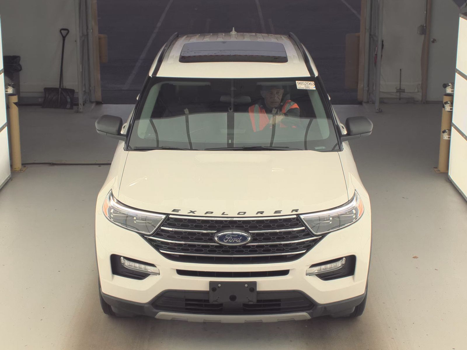 2023 Ford Explorer XLT AWD