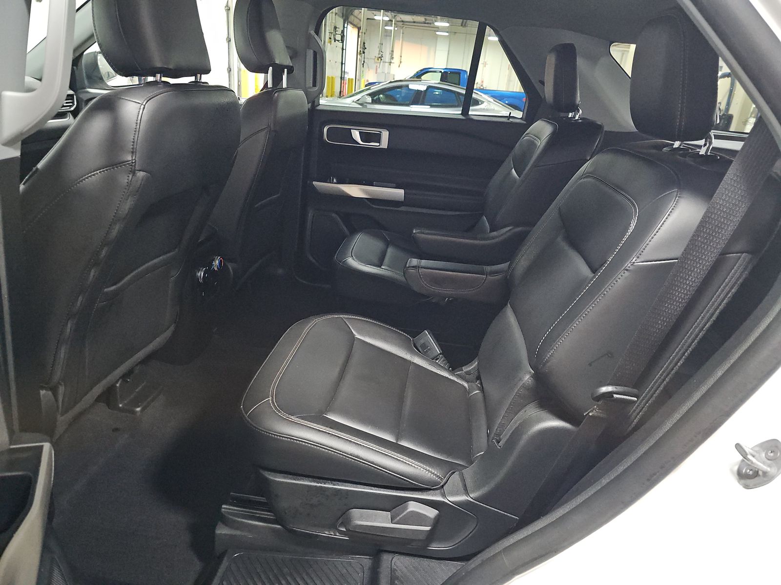 2023 Ford Explorer XLT AWD