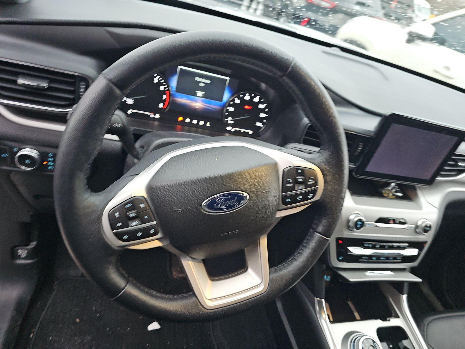 2022 Ford Explorer XLT AWD