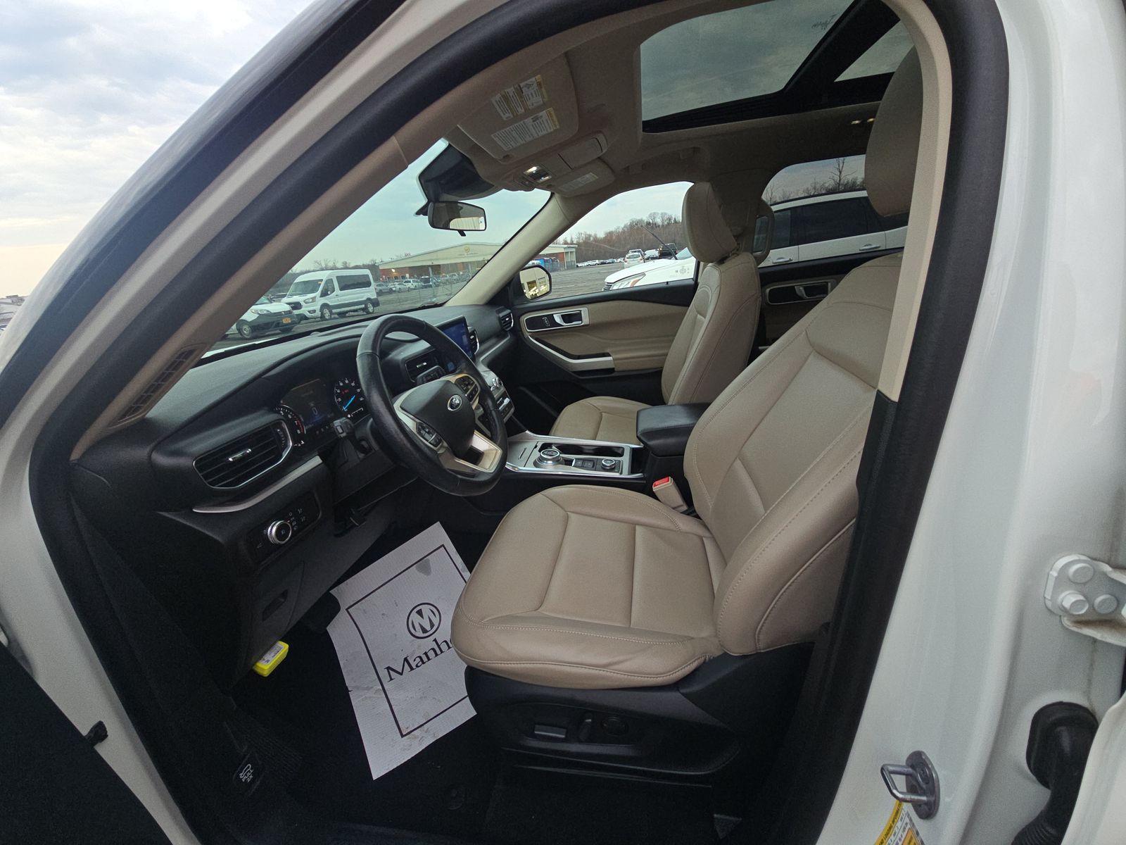 2023 Ford Explorer XLT AWD