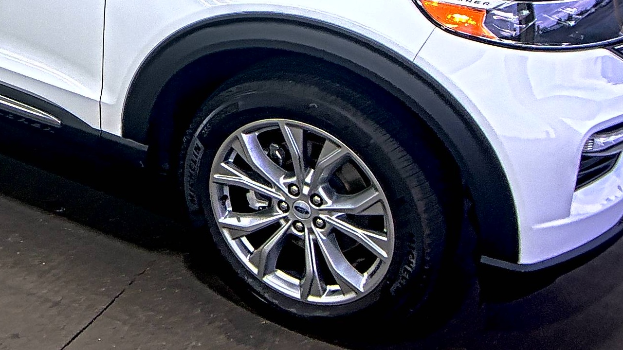 2023 Ford Explorer XLT AWD