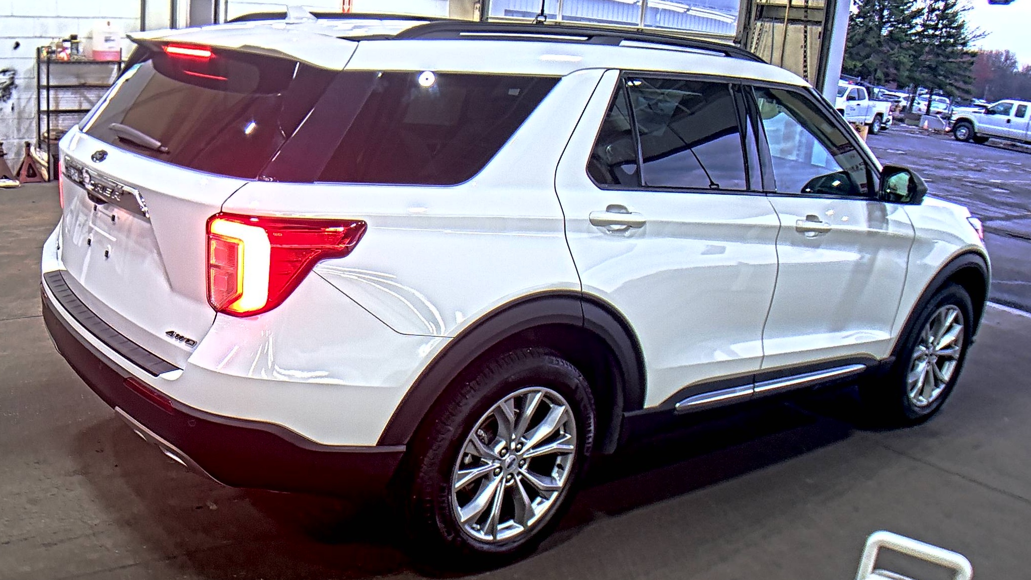 2023 Ford Explorer XLT AWD