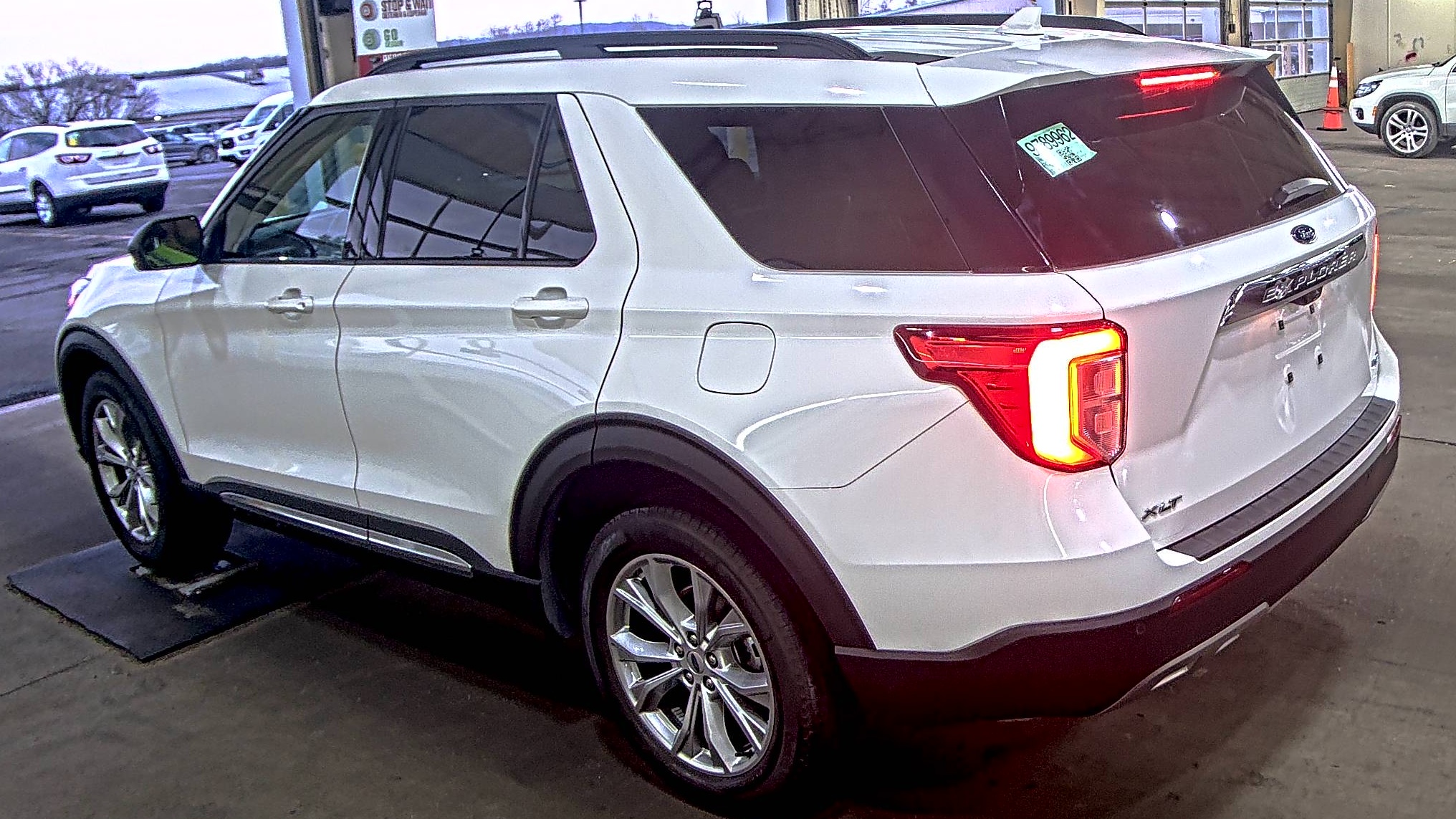 2023 Ford Explorer XLT AWD
