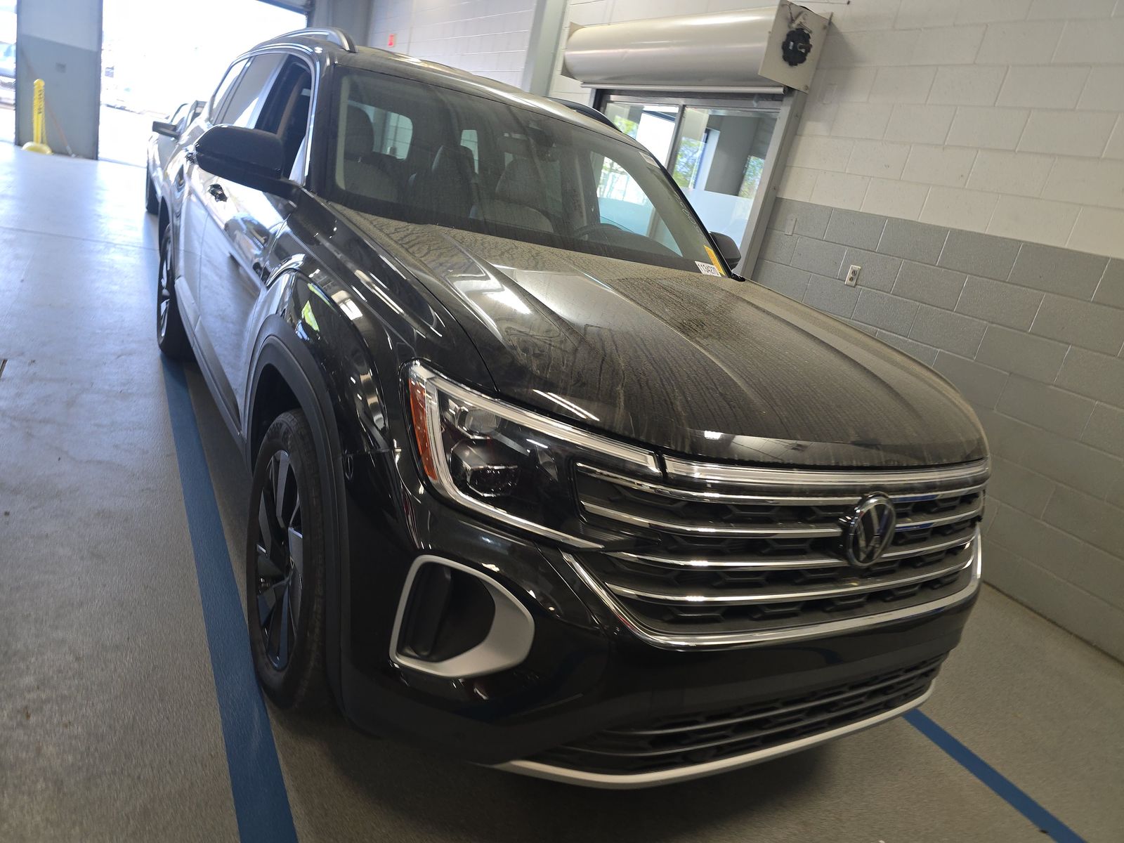 2024 Volkswagen Atlas 2.0T SE FWD