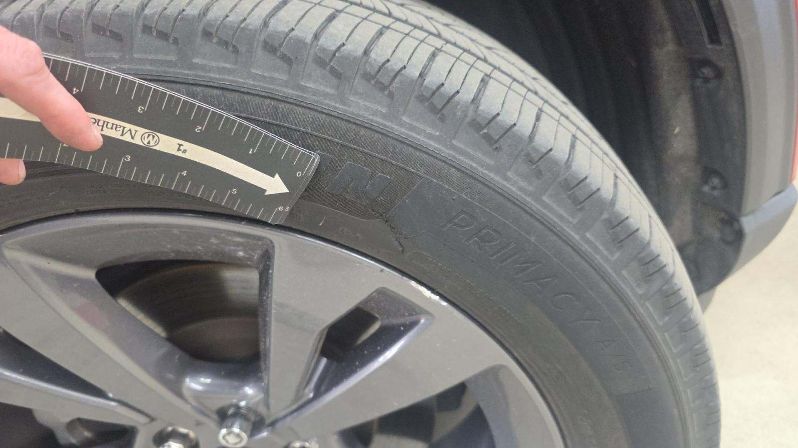 2023 Ford Explorer XLT AWD