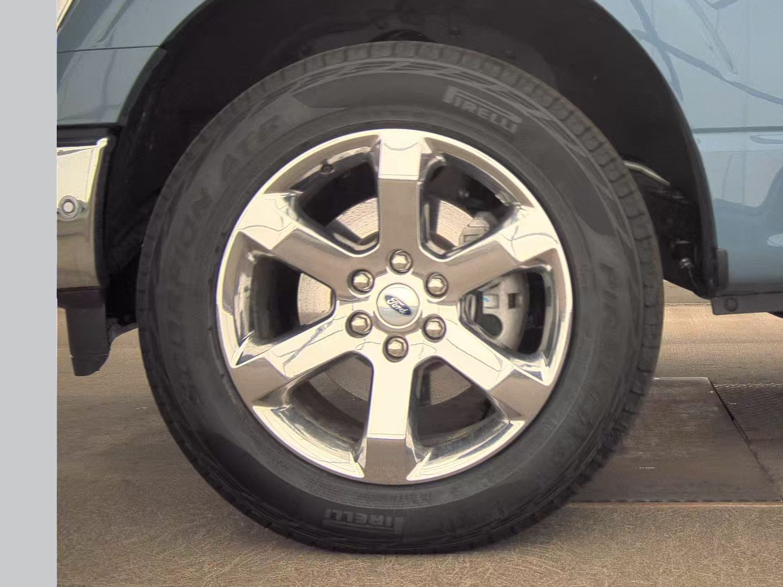 2023 Ford F-150 Hybrid Lariat AWD