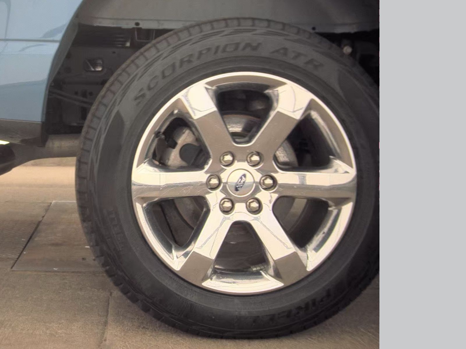 2023 Ford F-150 Hybrid Lariat AWD