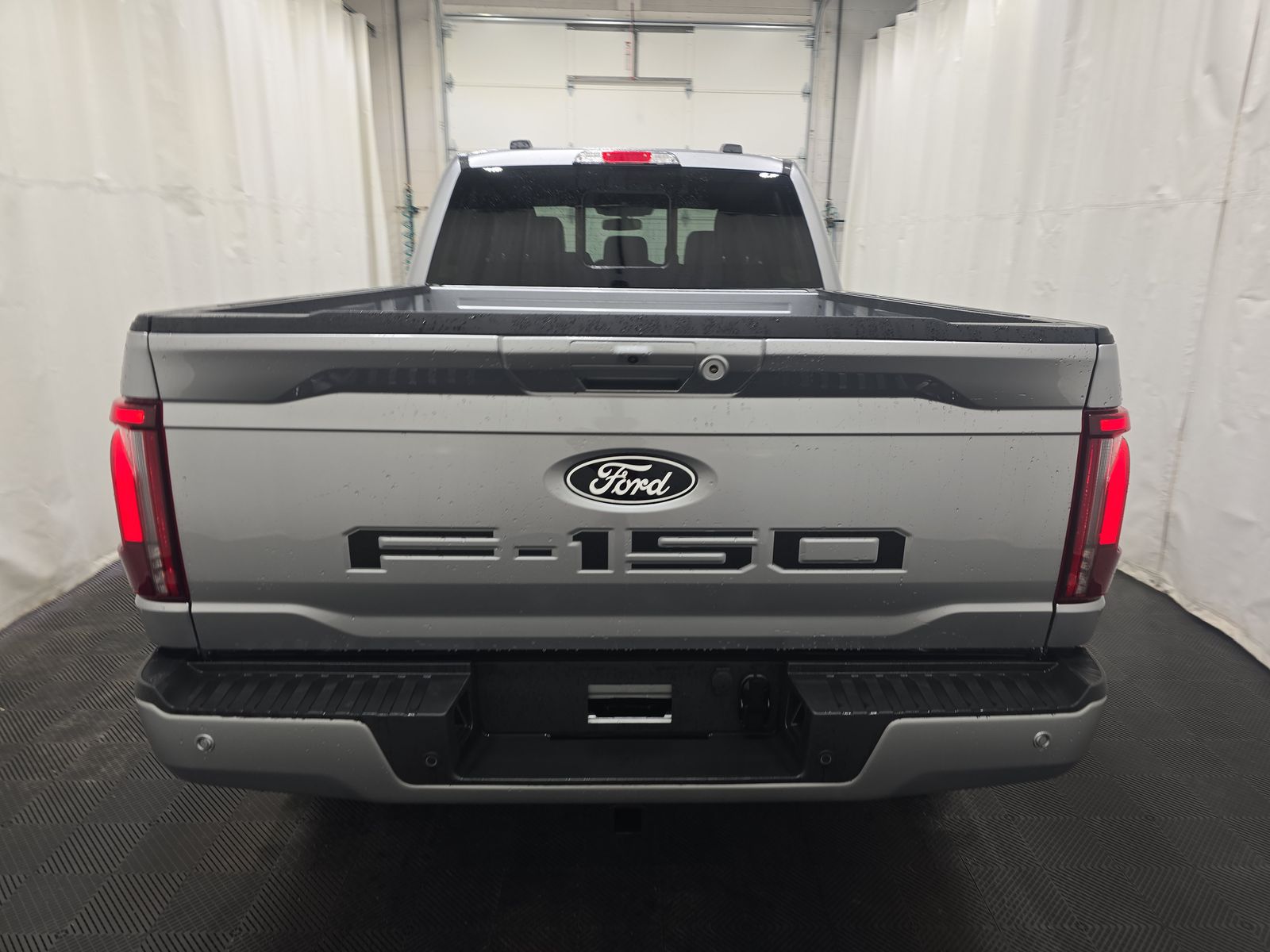 2025 Ford F-150 Lariat AWD