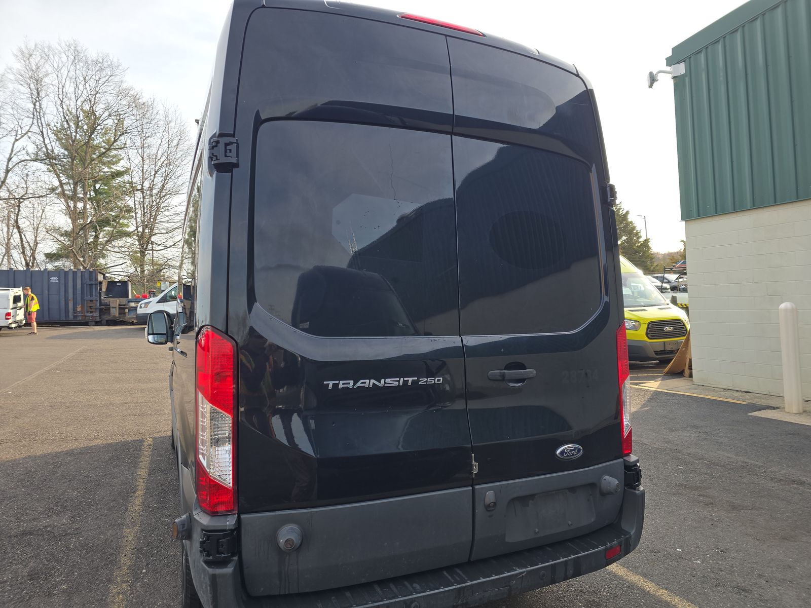 FORD TRANSIT 250 - 6