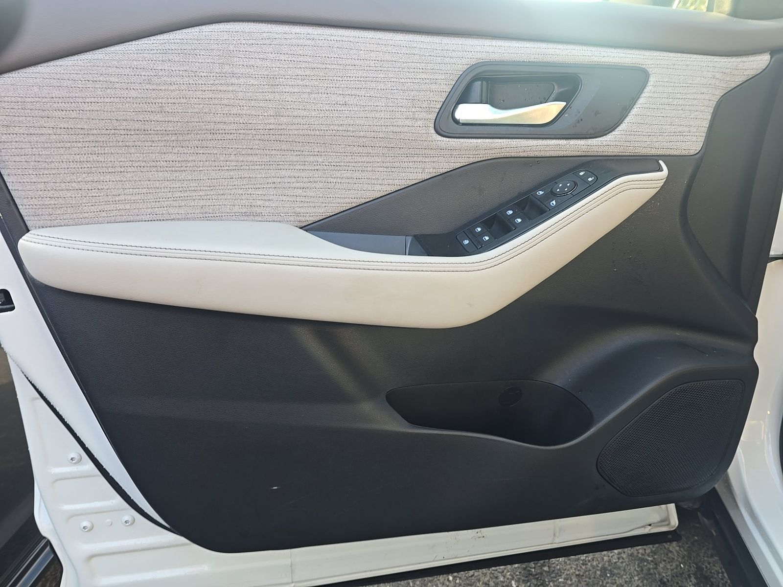 2022 Nissan Rogue SV FWD