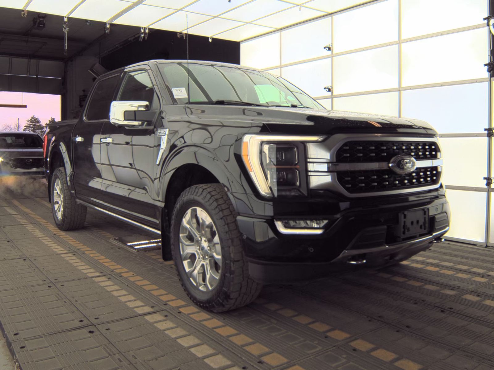 2023 Ford F-150 Platinum AWD