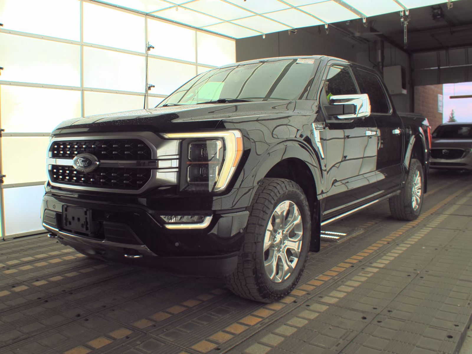 2023 Ford F-150 Platinum AWD
