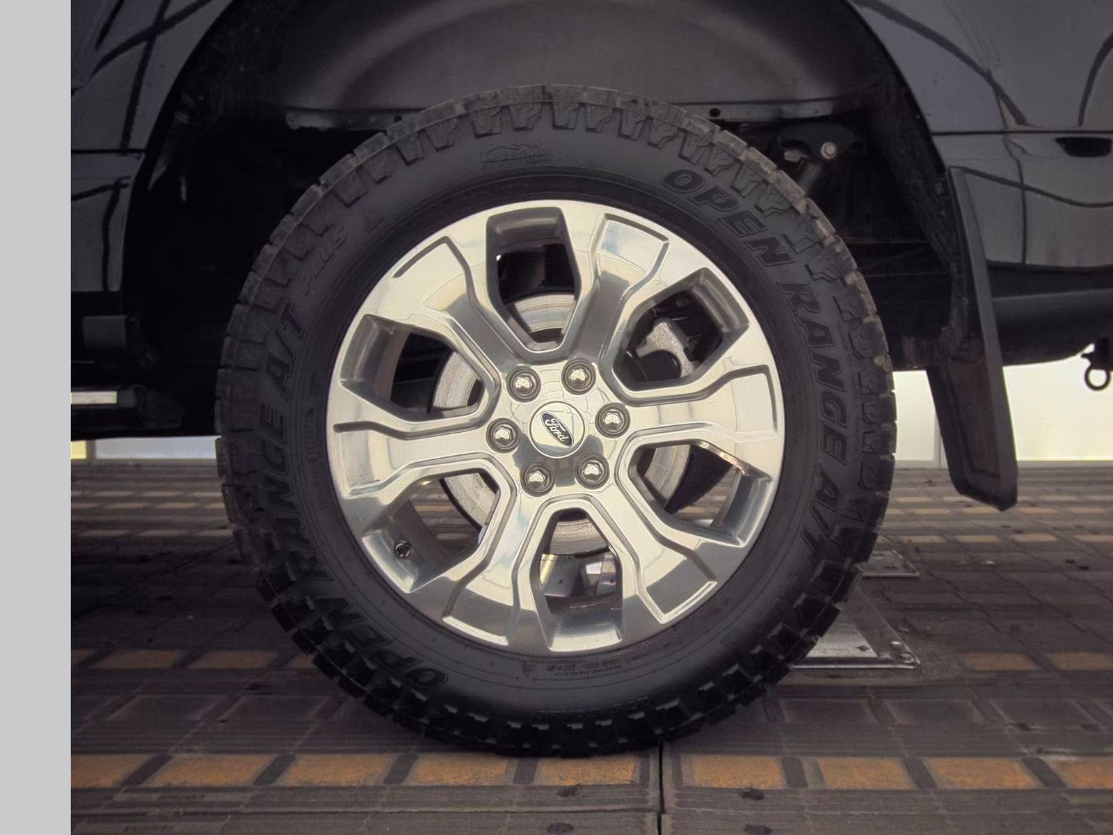 2023 Ford F-150 Platinum AWD