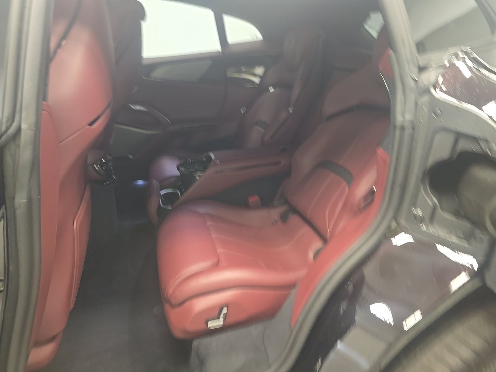 2024 Ferrari Purosangue Base AWD