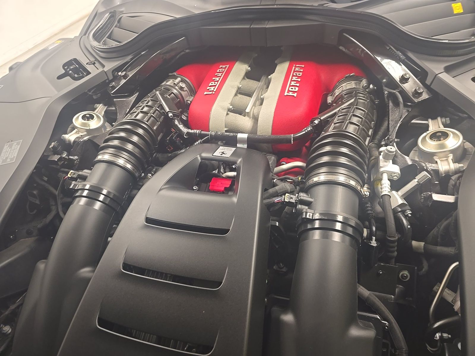 2024 Ferrari Purosangue Base AWD