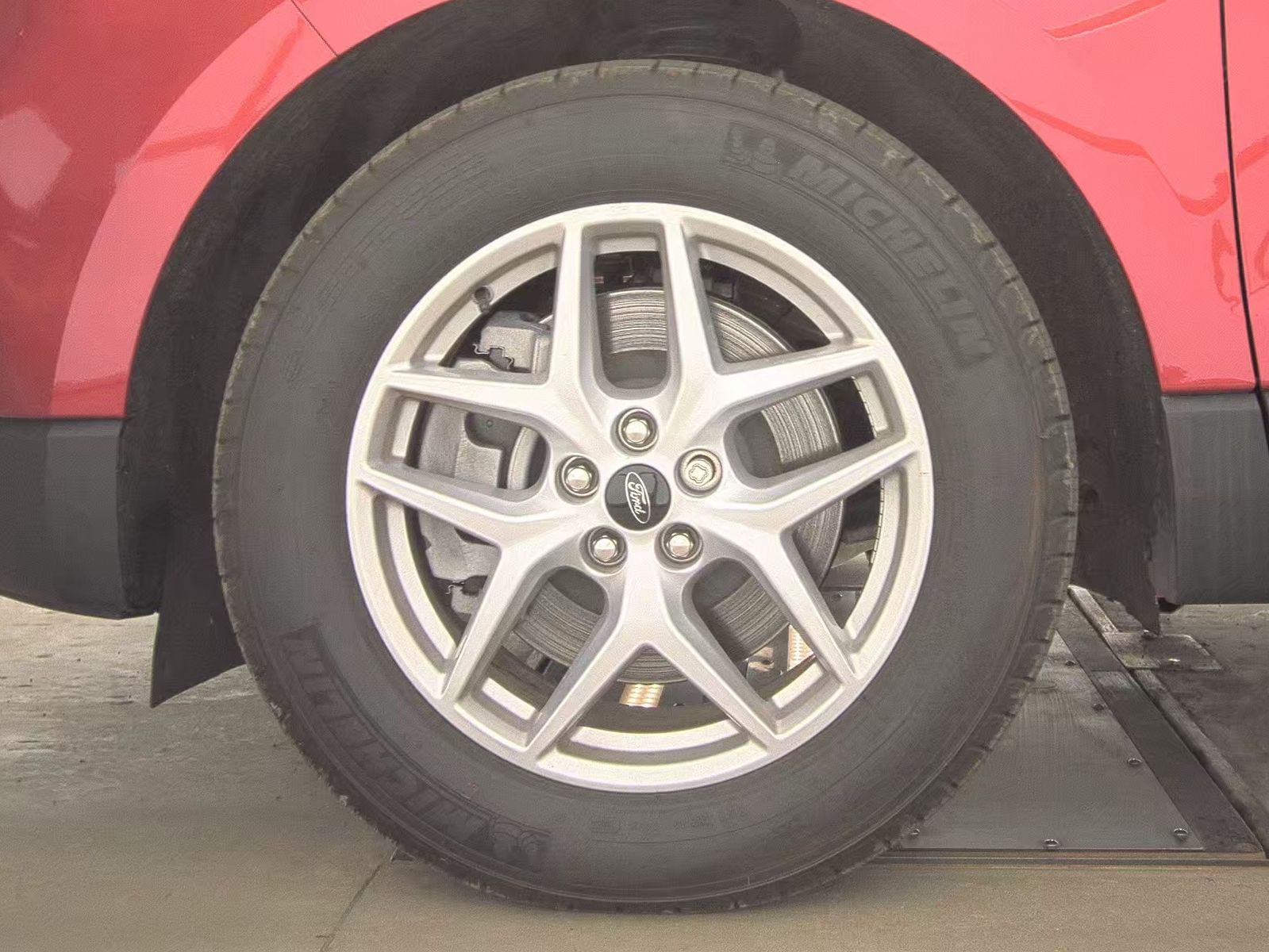 2023 Ford Edge SEL AWD