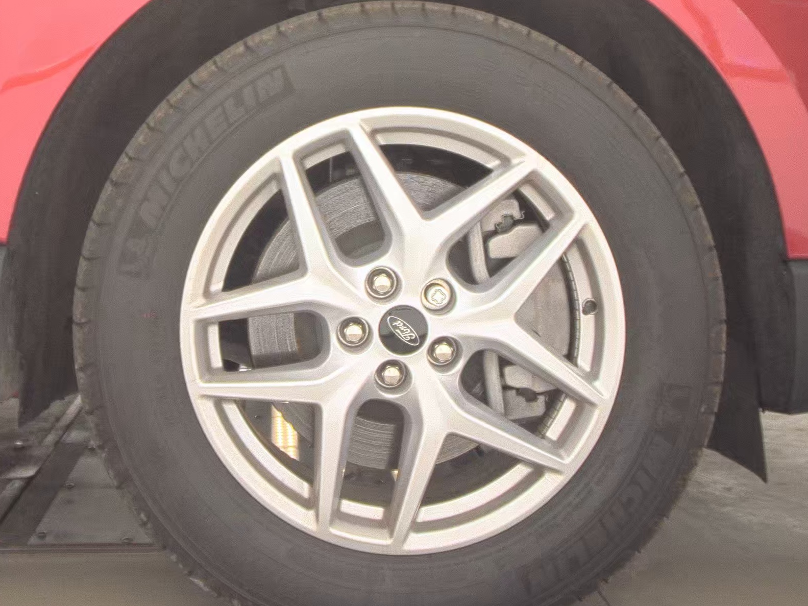 2023 Ford Edge SEL AWD